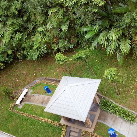 Azizi&Yati Muslim Homestay Cameron Highlands Exterior foto