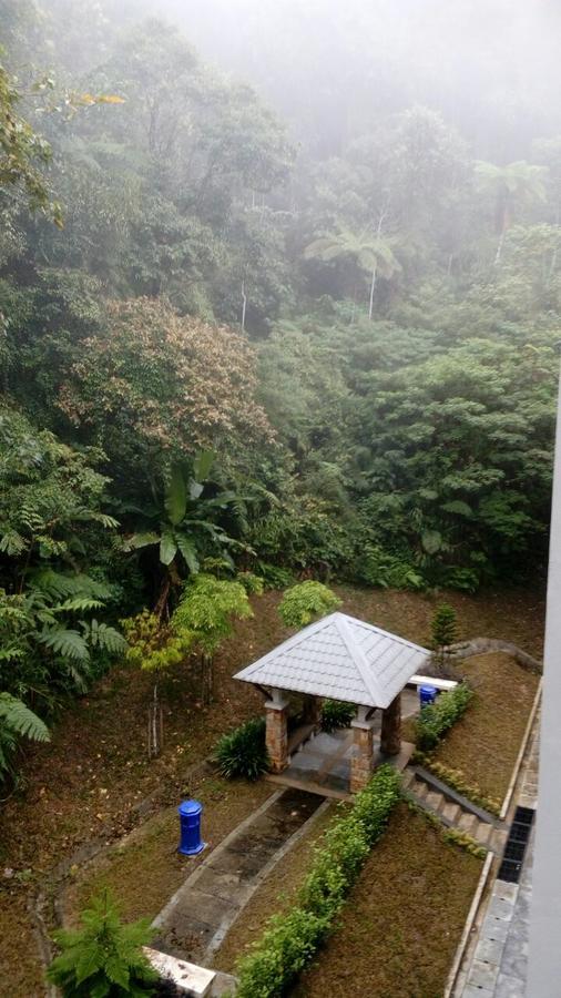Azizi&Yati Muslim Homestay Cameron Highlands Exterior foto